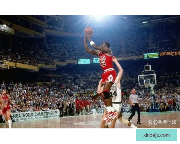 乔丹对抗篮球本身的传奇时刻与人球合一的巅峰较量历史书写永恒神话 乔丹对抗篮球本身的传奇时刻与人球合一的巅峰较量历史书写永恒神话